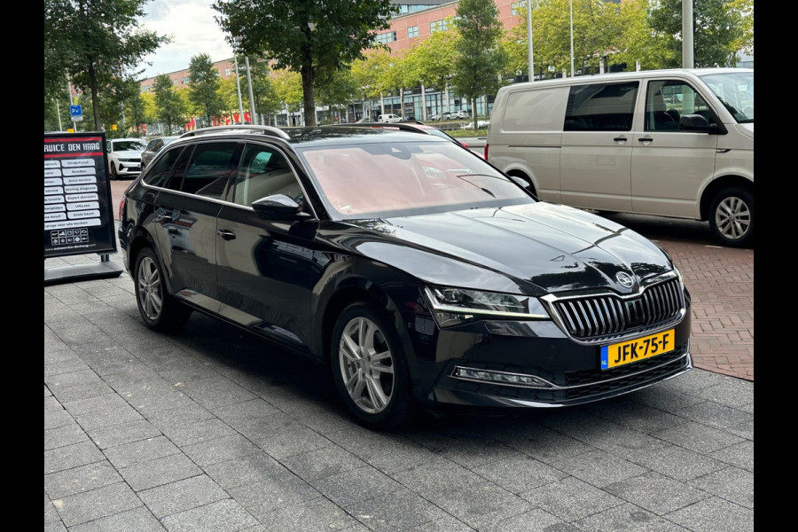 Škoda Superb Combi 2.0 TSI DSG 140Kw Navi Carplay Memory