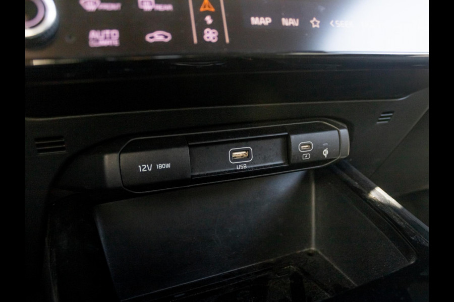 Kia Niro EV Edition Advanced 64.8 kWh l 100% SOH l Lederen bekleding l stoel stuurwiel verwarming l 17% bijtelling | Kia Niro EV Edition Advanced 64.8 kWh l 100% SOH l Lederen bekleding l stoel stuurwiel verwarming l 17% bijtelling |