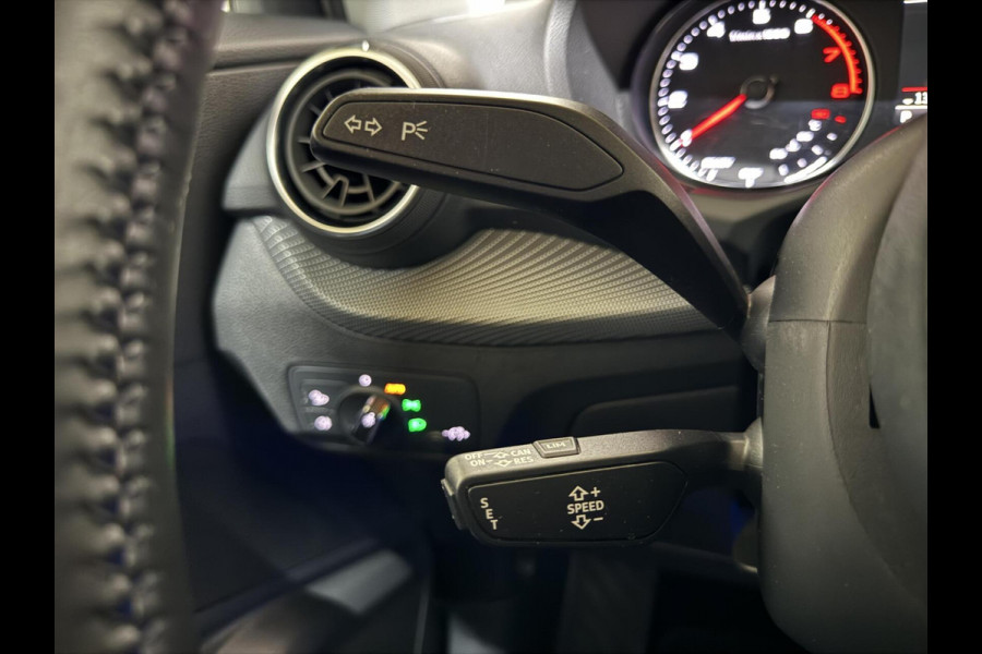 Audi Q2 30 TFSI S-Line Black Edition DSG Navi Cruise Sfeer NAP
