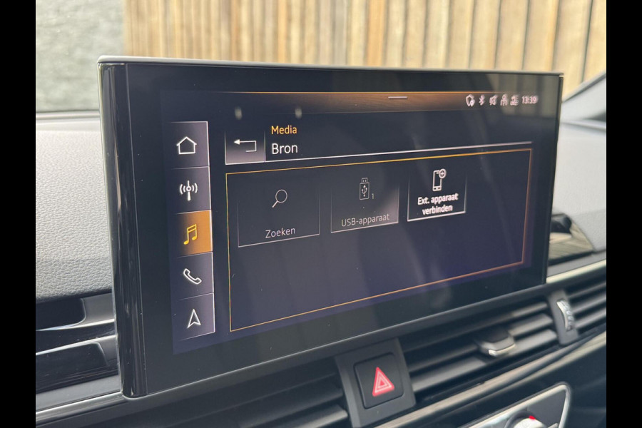 Audi A4 Avant 40 TFSI S edition Competition Automaat | LED koplampen | Cruise control | Climate control | Zwart optiek | Getint glas | A