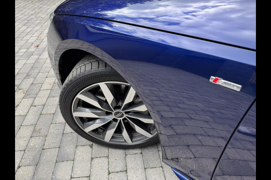 Audi A4 Avant 40 TFSI S edition Competition Automaat | LED koplampen | Cruise control | Climate control | Zwart optiek | Getint glas | A