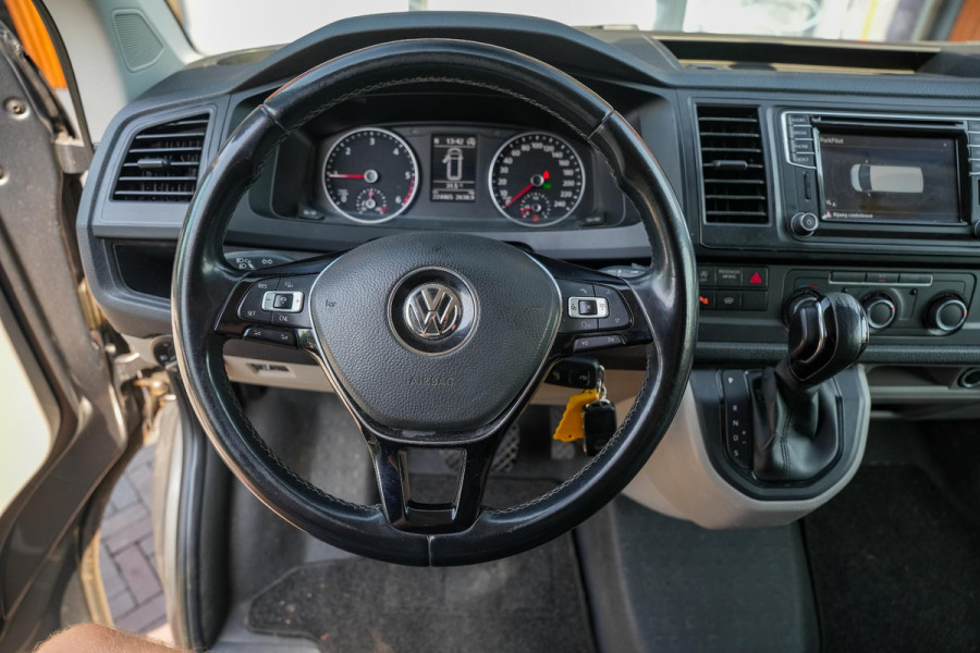 Volkswagen Transporter 2.0 TDI L2H3 Highline