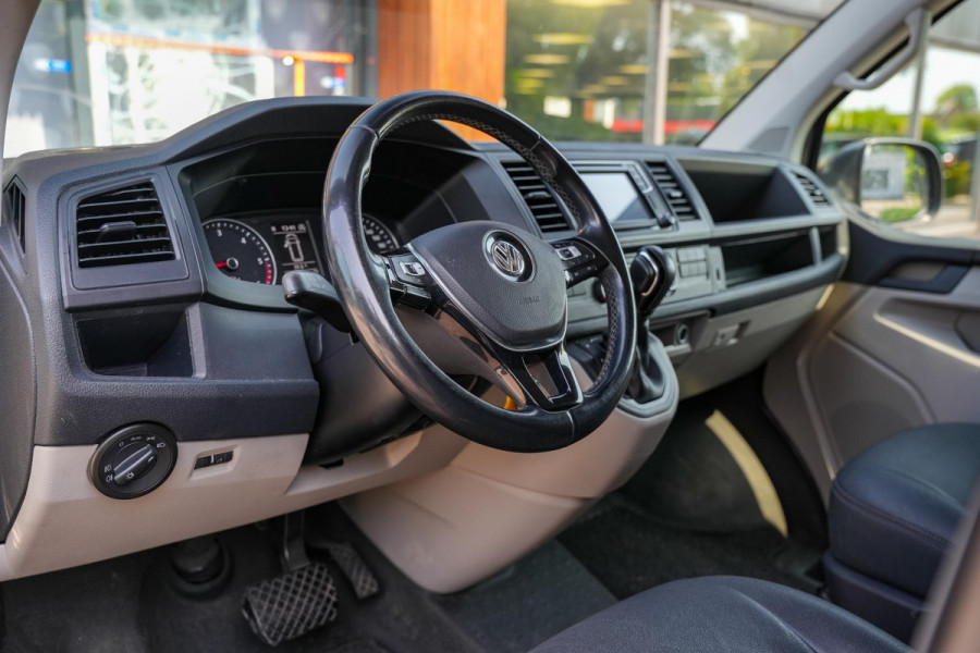 Volkswagen Transporter 2.0 TDI L2H3 Highline