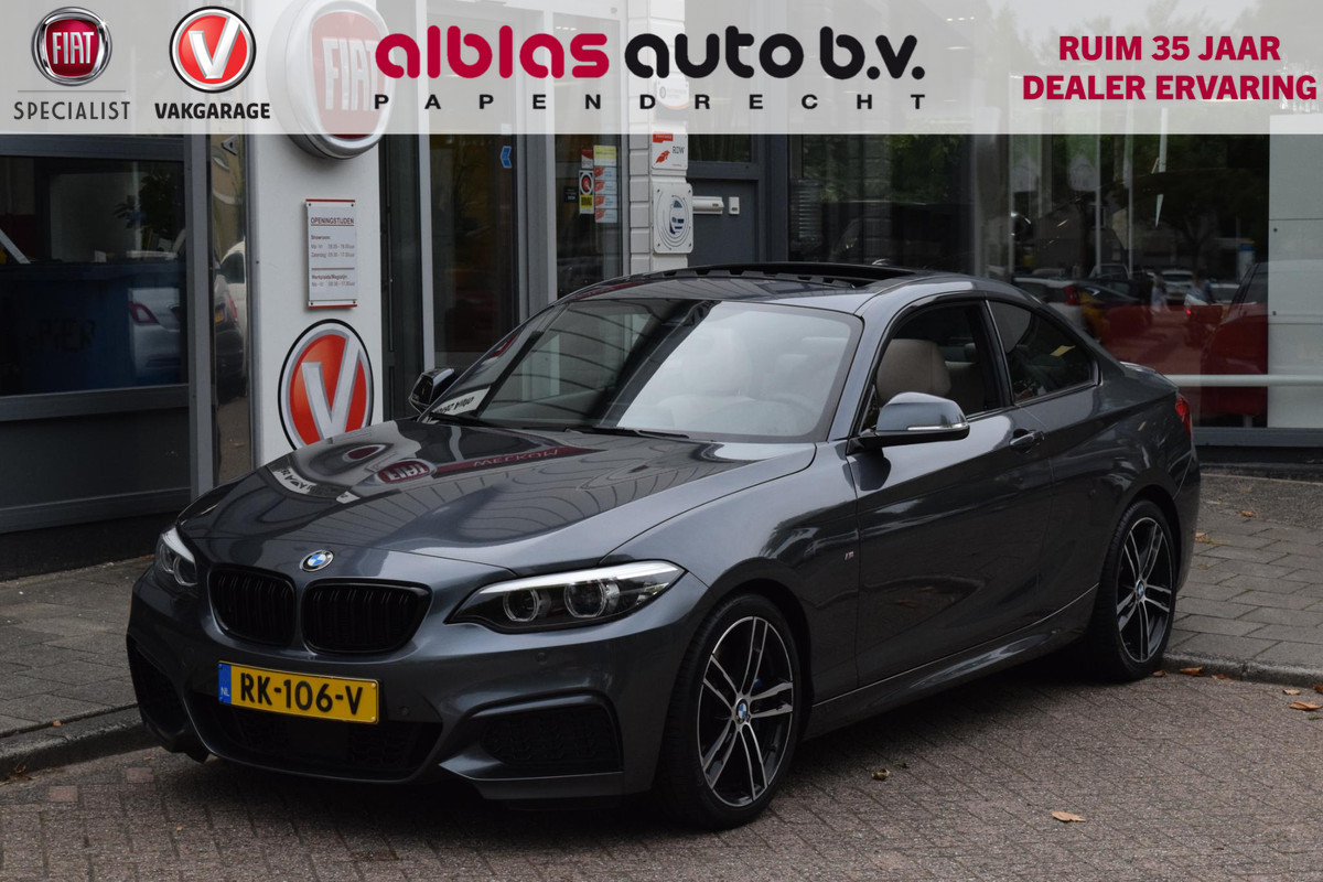 BMW 2 Serie Coupé 218i High Executive|M-pakket|Dak|Leer BMW 2 Serie Coupé 218i High Executive|M-pakket|Dak|Leer