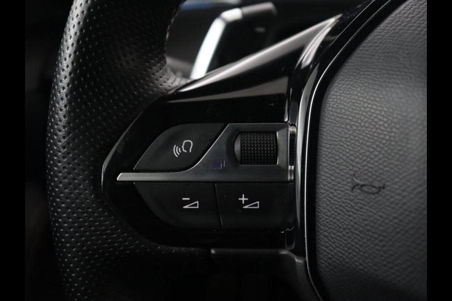 Peugeot 508 1.6 HYbrid 225 GT | Trekhaak | Stoelverwarming | Adaptive cruise | Carplay | Sfeerverlichting | Half leder | Navigatie | Camera | Keyess | PHEV | Plug In Peugeot 508 1.6 HYbrid 225 GT | Trekhaak | Stoelverwarming | Adaptive cruise | Carplay | Sfeerverlichting | Half leder | Navigatie | Camera | Keyess | PHEV | Plug In