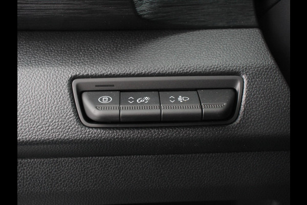 Renault Trafic 2.0 Blue dC1 150 EDC T30 L2H1 Advance Dubbele cabine Navigatie Airco Lichtmetalen velgen Betimmering Trekhaak Camera Parkeer sensoren Dab