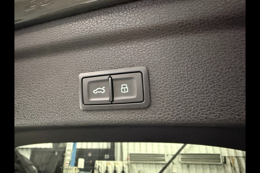Audi Q3 Sportback 45 TFSIe S-Tronic 2XS-LINE Chronos grau Vol Leer black optic key-less