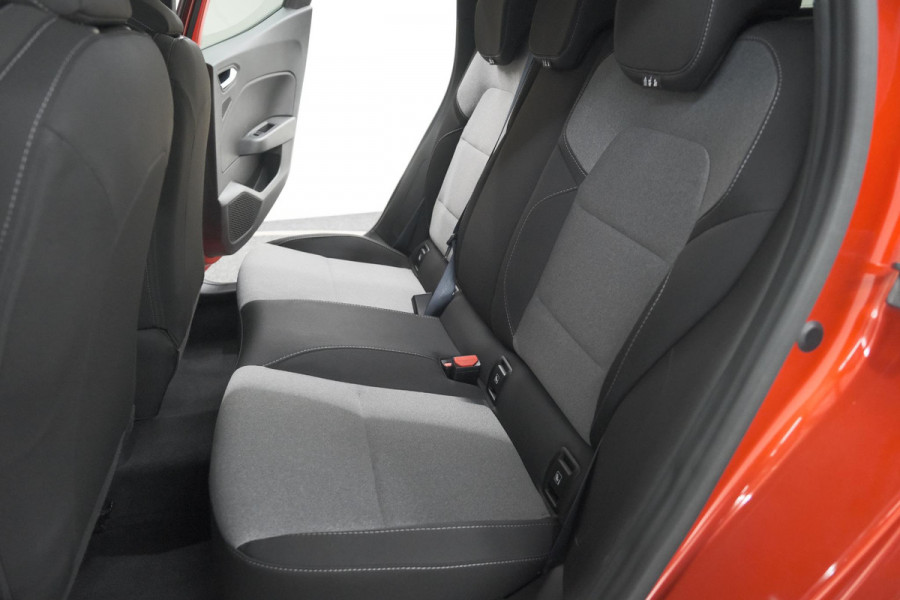 Renault Clio TCe 90 GPF Evolution | Camera | Navigatie | Apple Carplay | Parkeersensoren | Stoelverwarming