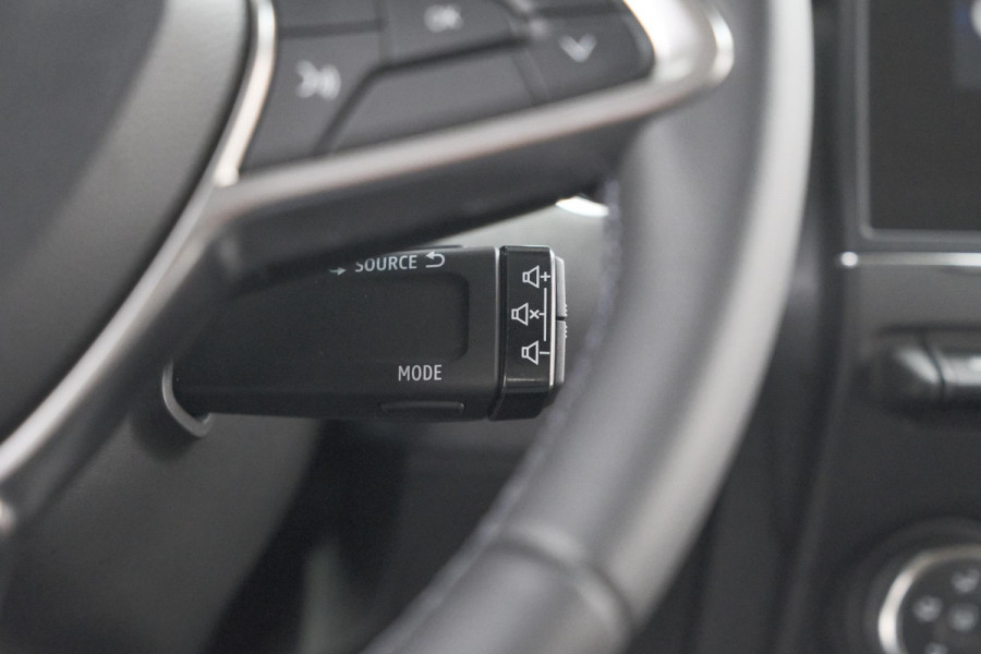 Renault Clio TCe 90 GPF Evolution | Camera | Navigatie | Apple Carplay | Parkeersensoren | Stoelverwarming