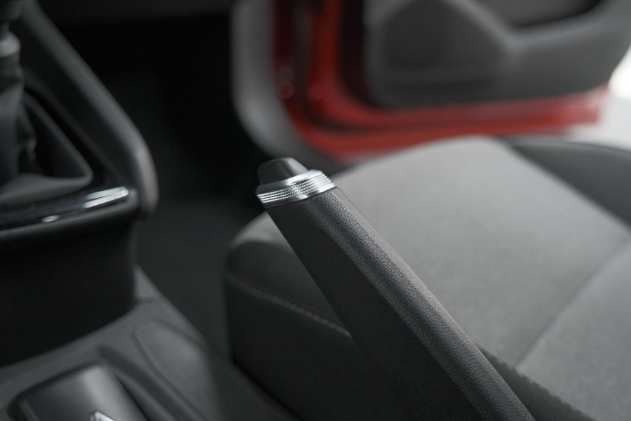 Renault Clio TCe 90 GPF Evolution | Camera | Navigatie | Apple Carplay | Parkeersensoren | Stoelverwarming