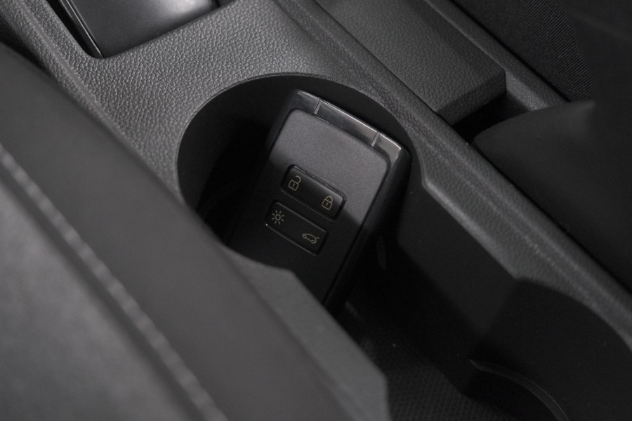 Renault Clio TCe 90 GPF Evolution | Camera | Navigatie | Apple Carplay | Parkeersensoren | Stoelverwarming
