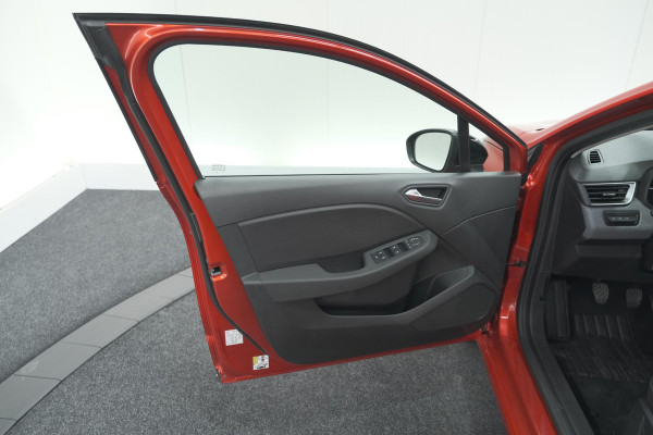 Renault Clio TCe 90 GPF Evolution | Camera | Navigatie | Apple Carplay | Parkeersensoren | Stoelverwarming