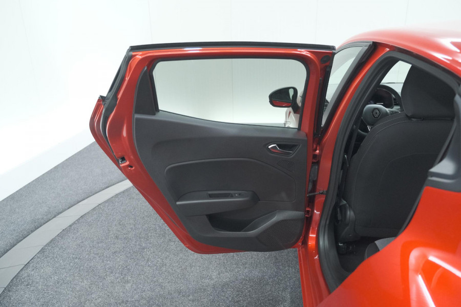 Renault Clio TCe 90 GPF Evolution | Camera | Navigatie | Apple Carplay | Parkeersensoren | Stoelverwarming