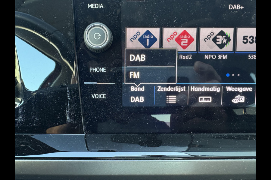 Volkswagen Polo 1.0 TSi 95pk Comfortline Business VIRTUAL/CLIMA/NAVI/CARPLAY/PDC/16INCH/ADAPT.CRUISE Volkswagen Polo 1.0 TSi 95pk Comfortline Business VIRTUAL/CLIMA/NAVI/CARPLAY/PDC/16INCH/ADAPT.CRUISE