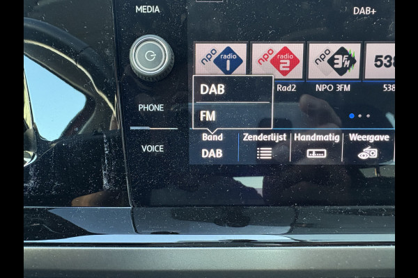 Volkswagen Polo 1.0 TSi 95pk Comfortline Business VIRTUAL/CLIMA/NAVI/CARPLAY/PDC/16INCH/ADAPT.CRUISE Volkswagen Polo 1.0 TSi 95pk Comfortline Business VIRTUAL/CLIMA/NAVI/CARPLAY/PDC/16INCH/ADAPT.CRUISE