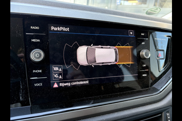 Volkswagen Polo 1.0 TSi 95pk Comfortline Business VIRTUAL/CLIMA/NAVI/CARPLAY/PDC/16INCH/ADAPT.CRUISE Volkswagen Polo 1.0 TSi 95pk Comfortline Business VIRTUAL/CLIMA/NAVI/CARPLAY/PDC/16INCH/ADAPT.CRUISE