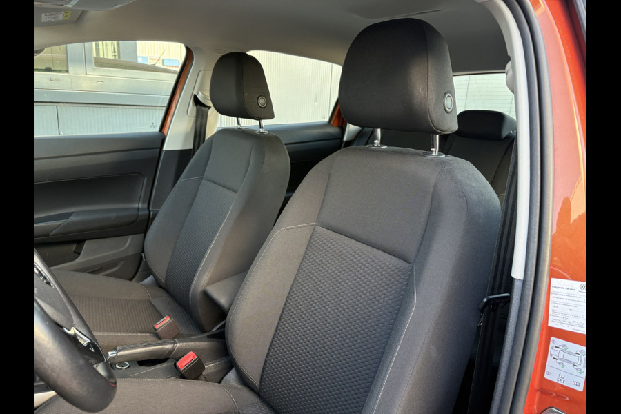 Volkswagen Polo 1.0 TSi 95pk Comfortline Business VIRTUAL/CLIMA/NAVI/CARPLAY/PDC/16INCH/ADAPT.CRUISE Volkswagen Polo 1.0 TSi 95pk Comfortline Business VIRTUAL/CLIMA/NAVI/CARPLAY/PDC/16INCH/ADAPT.CRUISE