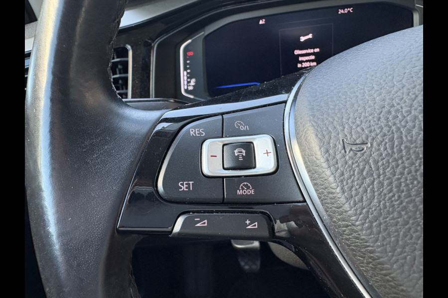 Volkswagen Polo 1.0 TSi 95pk Comfortline Business VIRTUAL/CLIMA/NAVI/CARPLAY/PDC/16INCH/ADAPT.CRUISE Volkswagen Polo 1.0 TSi 95pk Comfortline Business VIRTUAL/CLIMA/NAVI/CARPLAY/PDC/16INCH/ADAPT.CRUISE