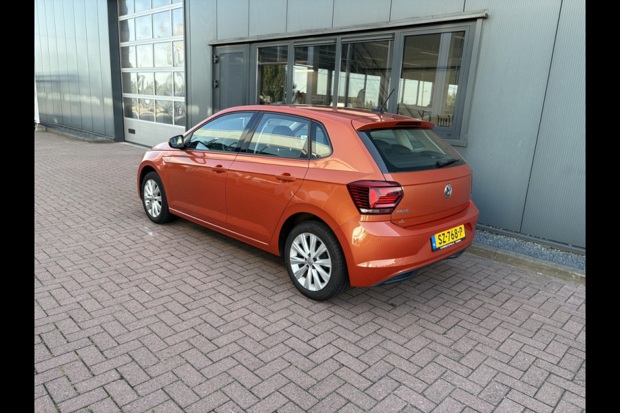 Volkswagen Polo 1.0 TSi 95pk Comfortline Business VIRTUAL/CLIMA/NAVI/CARPLAY/PDC/16INCH/ADAPT.CRUISE Volkswagen Polo 1.0 TSi 95pk Comfortline Business VIRTUAL/CLIMA/NAVI/CARPLAY/PDC/16INCH/ADAPT.CRUISE