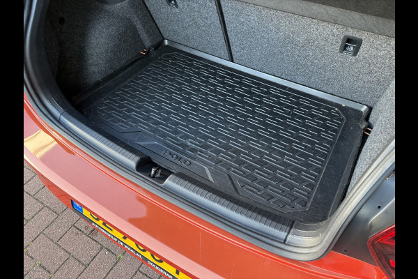 Volkswagen Polo 1.0 TSi 95pk Comfortline Business VIRTUAL/CLIMA/NAVI/CARPLAY/PDC/16INCH/ADAPT.CRUISE Volkswagen Polo 1.0 TSi 95pk Comfortline Business VIRTUAL/CLIMA/NAVI/CARPLAY/PDC/16INCH/ADAPT.CRUISE