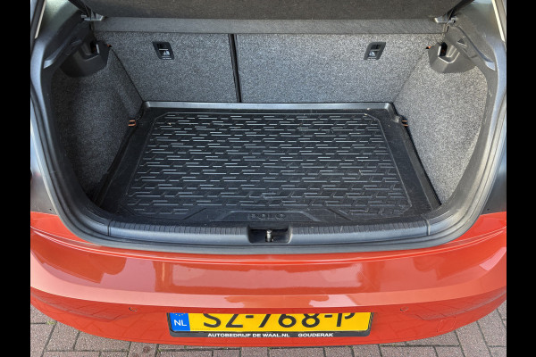 Volkswagen Polo 1.0 TSi 95pk Comfortline Business VIRTUAL/CLIMA/NAVI/CARPLAY/PDC/16INCH/ADAPT.CRUISE Volkswagen Polo 1.0 TSi 95pk Comfortline Business VIRTUAL/CLIMA/NAVI/CARPLAY/PDC/16INCH/ADAPT.CRUISE