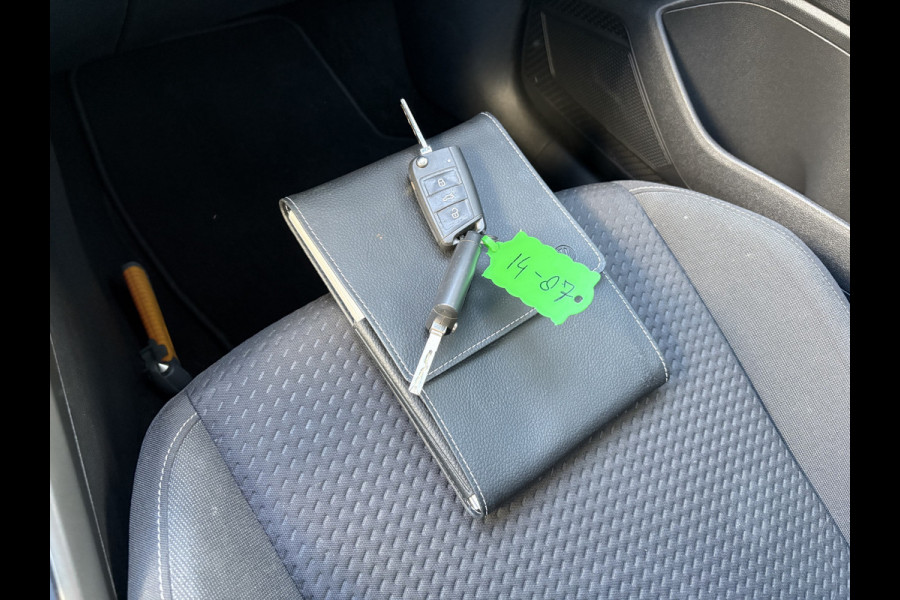 Volkswagen Polo 1.0 TSi 95pk Comfortline Business VIRTUAL/CLIMA/NAVI/CARPLAY/PDC/16INCH/ADAPT.CRUISE Volkswagen Polo 1.0 TSi 95pk Comfortline Business VIRTUAL/CLIMA/NAVI/CARPLAY/PDC/16INCH/ADAPT.CRUISE