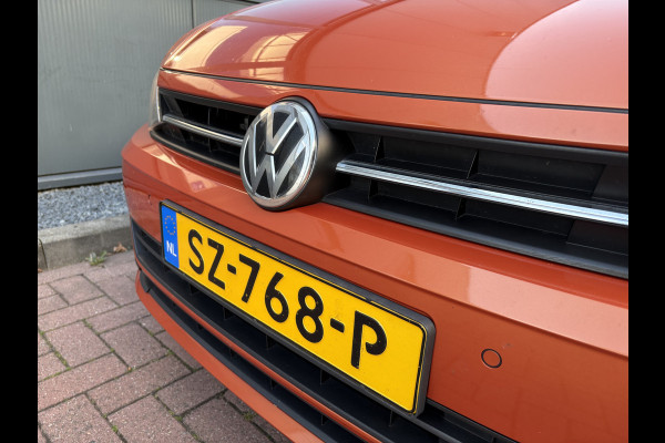 Volkswagen Polo 1.0 TSi 95pk Comfortline Business VIRTUAL/CLIMA/NAVI/CARPLAY/PDC/16INCH/ADAPT.CRUISE Volkswagen Polo 1.0 TSi 95pk Comfortline Business VIRTUAL/CLIMA/NAVI/CARPLAY/PDC/16INCH/ADAPT.CRUISE