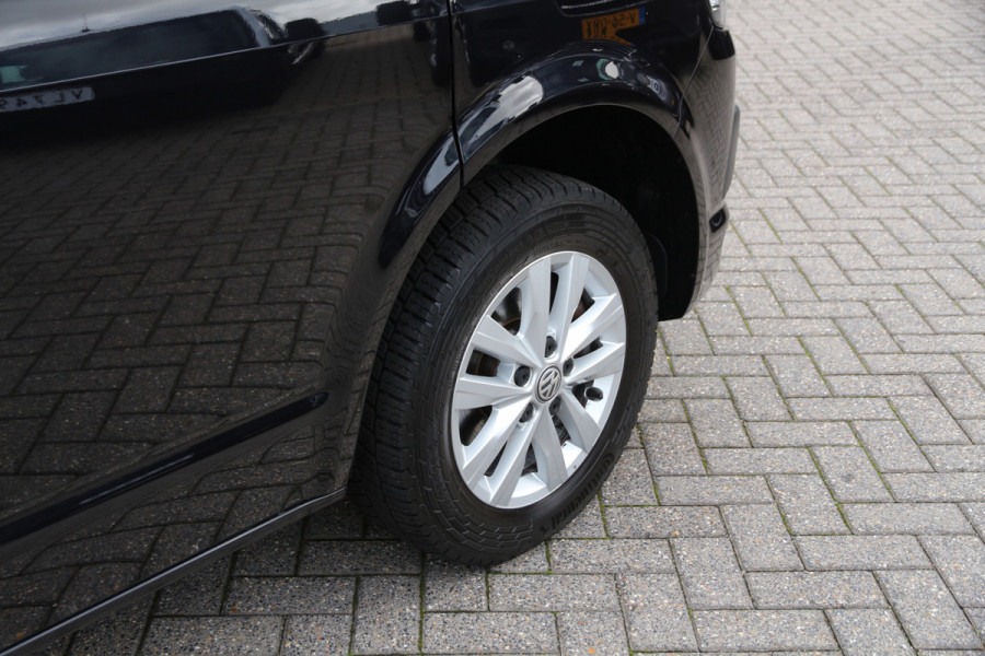 Volkswagen Transporter 2.0 TDI 150 | Aut. | DC | L2H1 | Orig. Navi | Cruise | Airco.. Volkswagen Transporter 2.0 TDI 150 | Aut. | DC | L2H1 | Orig. Navi | Cruise | Airco..