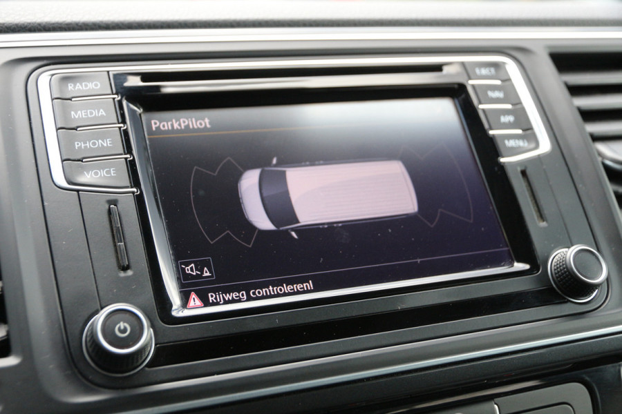 Volkswagen Transporter 2.0 TDI 150 | Aut. | DC | L2H1 | Orig. Navi | Cruise | Airco.. Volkswagen Transporter 2.0 TDI 150 | Aut. | DC | L2H1 | Orig. Navi | Cruise | Airco..