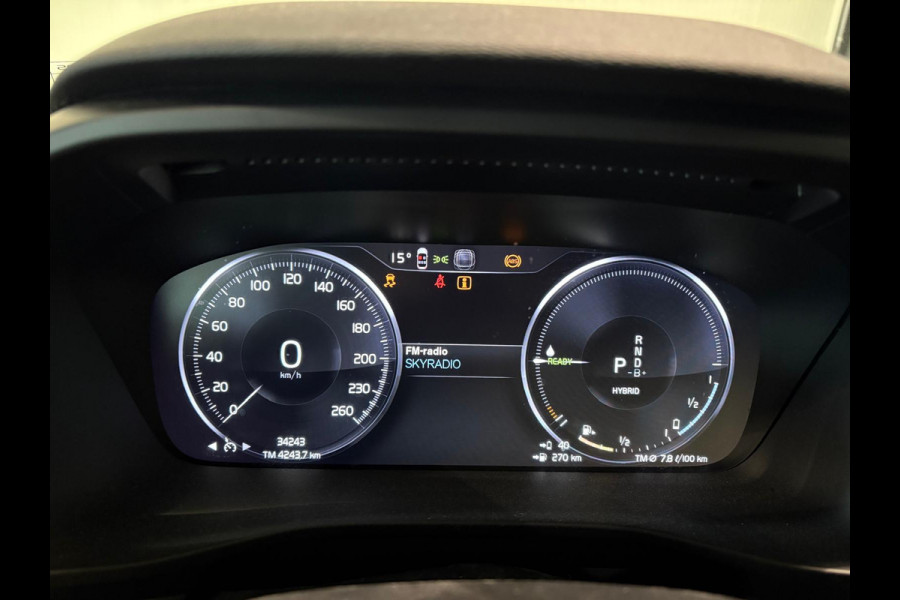Volvo XC40 T4 Aut. Plug-in Hybrid Core Bright Parkeercamera 211pk Volvo XC40 T4 Aut. Plug-in Hybrid Core Bright Parkeercamera 211pk