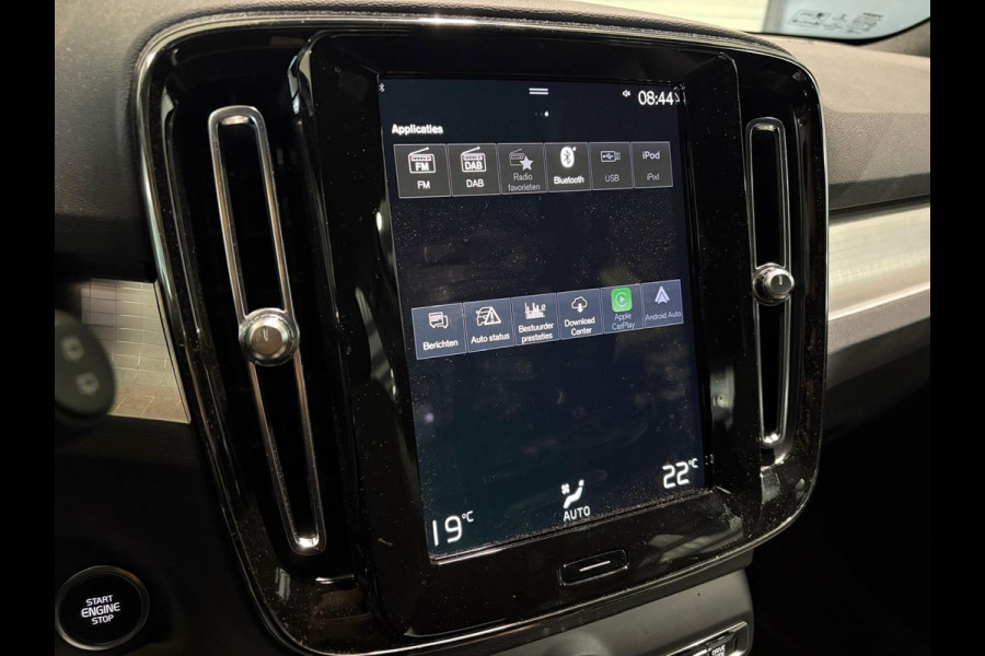 Volvo XC40 T4 Aut. Plug-in Hybrid Core Bright Parkeercamera 211pk Volvo XC40 T4 Aut. Plug-in Hybrid Core Bright Parkeercamera 211pk