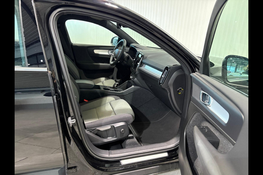 Volvo XC40 T4 Aut. Plug-in Hybrid Core Bright Parkeercamera 211pk Volvo XC40 T4 Aut. Plug-in Hybrid Core Bright Parkeercamera 211pk