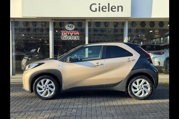Toyota Aygo X 1.0 VVT-i Automaat Pulse Bi-Tone | Trekhaak, Lichtmetalen velgen, Privacy glass, Parkeercamera, Apple CarPlay/Android auto Toyota Aygo X 1.0 VVT-i Automaat Pulse Bi-Tone | Trekhaak, Lichtmetalen velgen, Privacy glass, Parkeercamera, Apple CarPlay/Android auto