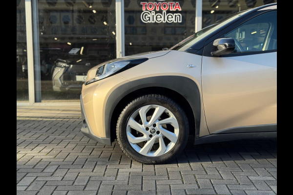 Toyota Aygo X 1.0 VVT-i Automaat Pulse Bi-Tone | Trekhaak, Lichtmetalen velgen, Privacy glass, Parkeercamera, Apple CarPlay/Android auto Toyota Aygo X 1.0 VVT-i Automaat Pulse Bi-Tone | Trekhaak, Lichtmetalen velgen, Privacy glass, Parkeercamera, Apple CarPlay/Android auto