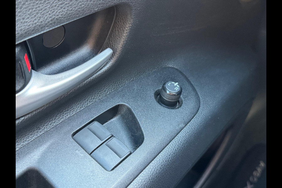 Toyota Aygo X 1.0 VVT-i Automaat Pulse Bi-Tone | Trekhaak, Lichtmetalen velgen, Privacy glass, Parkeercamera, Apple CarPlay/Android auto Toyota Aygo X 1.0 VVT-i Automaat Pulse Bi-Tone | Trekhaak, Lichtmetalen velgen, Privacy glass, Parkeercamera, Apple CarPlay/Android auto