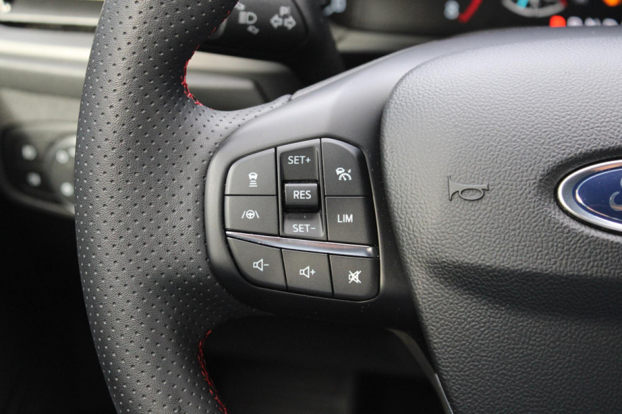 Ford FOCUS Wagon 1.0 EcoBoost Hybrid ST Line | Adaptive cruise control | Winter Pack | All season banden