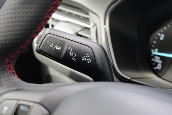 Ford FOCUS Wagon 1.0 EcoBoost Hybrid ST Line | Adaptive cruise control | Winter Pack | All season banden