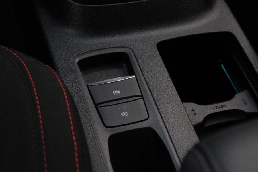 Ford FOCUS Wagon 1.0 EcoBoost Hybrid ST Line | Adaptive cruise control | Winter Pack | All season banden