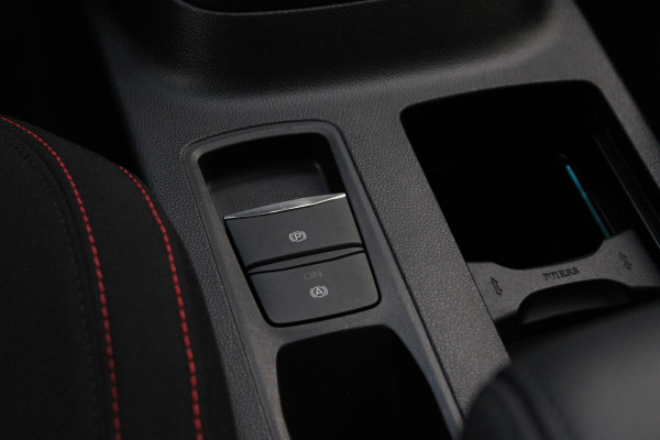 Ford FOCUS Wagon 1.0 EcoBoost Hybrid ST Line | Adaptive cruise control | Winter Pack | All season banden