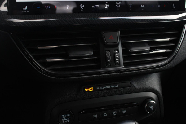 Ford FOCUS Wagon 1.0 EcoBoost Hybrid ST Line | Adaptive cruise control | Winter Pack | All season banden