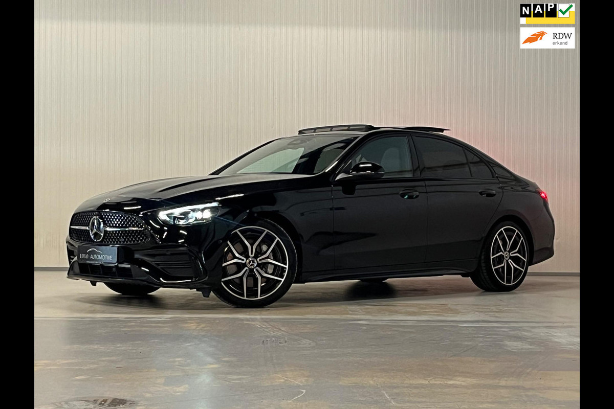Mercedes-Benz C-Klasse 300 AMG Line | PANO | LEDER | CAMERA | VOL OPTIES Mercedes-Benz C-Klasse 300 AMG Line | PANO | LEDER | CAMERA | VOL OPTIES