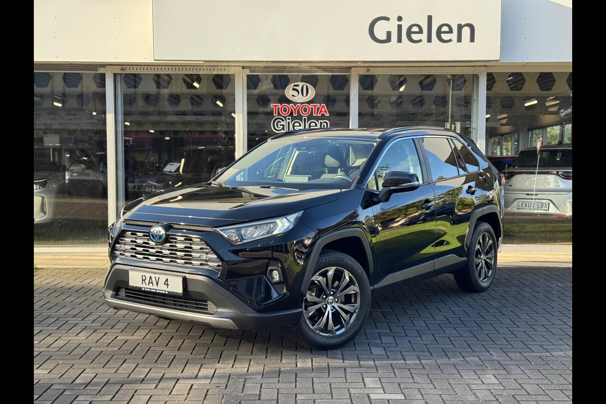 Toyota RAV4 2.5 Hybrid 222pk AWD Dynamic | Navigatie, Stoel + Stuurverwarming, 18 inch, Apple CarPlay/Android Auto, 1.650KG Trekgewicht
