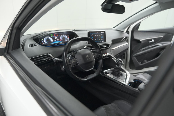 Peugeot 3008 PureTech 130 Allure | Camera | Dodehoekdetectie | Elektronische Kofferklep | Apple Carplay Peugeot 3008 PureTech 130 Allure | Camera | Dodehoekdetectie | Elektronische Kofferklep | Apple Carplay