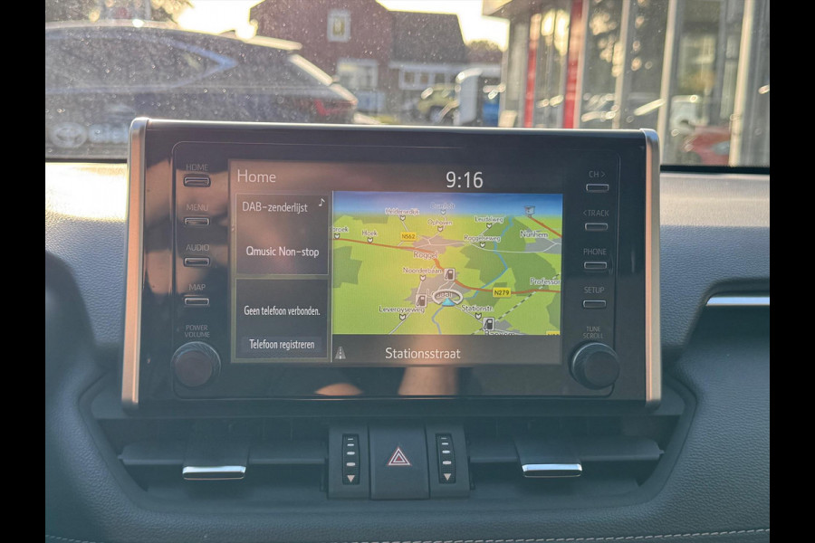Toyota RAV4 2.5 Hybrid 222pk AWD Dynamic | Navigatie, Stoel + Stuurverwarming, 18 inch, Apple CarPlay/Android Auto, 1.650KG Trekgewicht