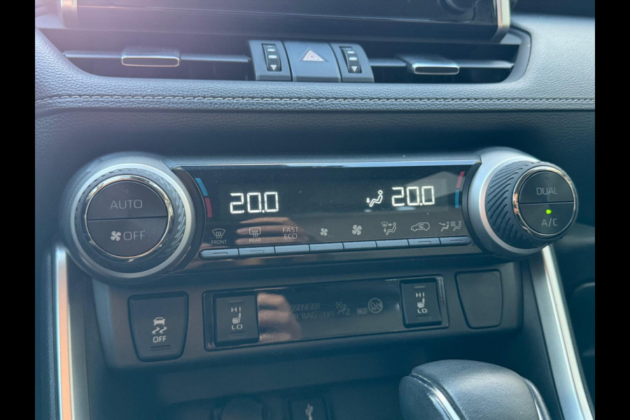 Toyota RAV4 2.5 Hybrid 222pk AWD Dynamic | Navigatie, Stoel + Stuurverwarming, 18 inch, Apple CarPlay/Android Auto, 1.650KG Trekgewicht