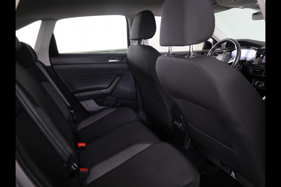 Volkswagen Taigo 1.0 TSI Life 110 pk Automaat (DSG) | Verlengde garantie | Navigatie | Parkeersensoren | Achteruitrijcamera | Keyless | Stoelverwarming |