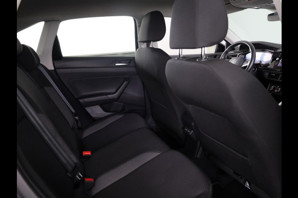 Volkswagen Taigo 1.0 TSI Life 110 pk Automaat (DSG) | Verlengde garantie | Navigatie | Parkeersensoren | Achteruitrijcamera | Keyless | Stoelverwarming |