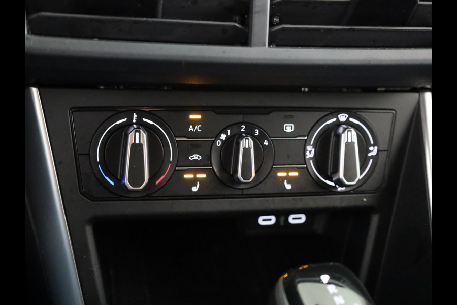 Volkswagen Taigo 1.0 TSI Life 110 pk Automaat (DSG) | Verlengde garantie | Navigatie | Parkeersensoren | Achteruitrijcamera | Keyless | Stoelverwarming |
