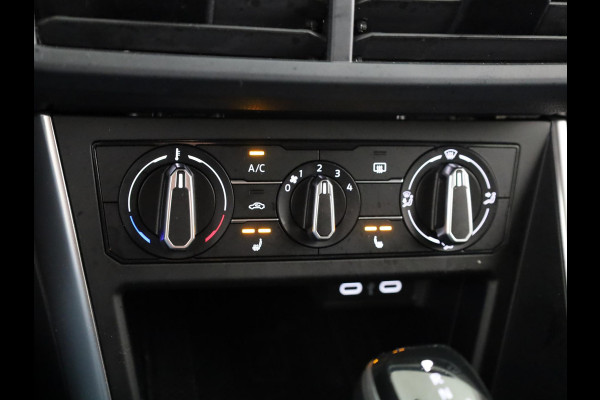Volkswagen Taigo 1.0 TSI Life 110 pk Automaat (DSG) | Verlengde garantie | Navigatie | Parkeersensoren | Achteruitrijcamera | Keyless | Stoelverwarming |