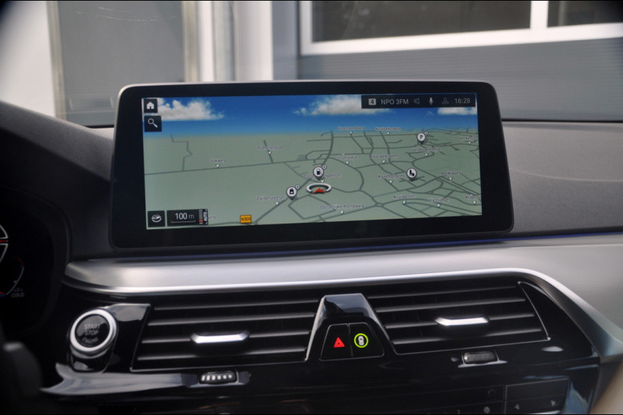 BMW 5 Serie Touring 518d High Executive Edition Automaat | M-Sport | Panoramadak | Comfortstoelen